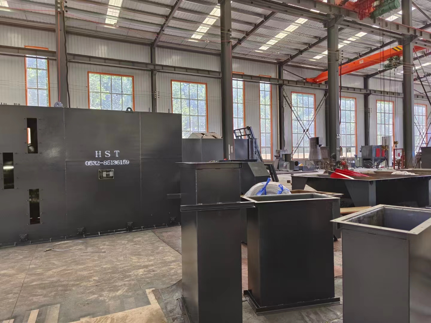 暖气片加工视频_暖气片怎么打压视频_暖气片打砂机